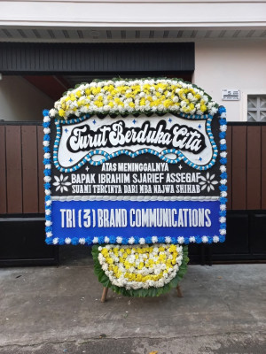 Papan Bunga Duka di Komperta